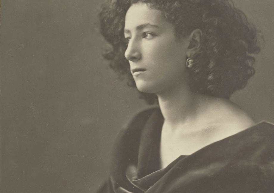 Sarah Bernhardt, click for larger image